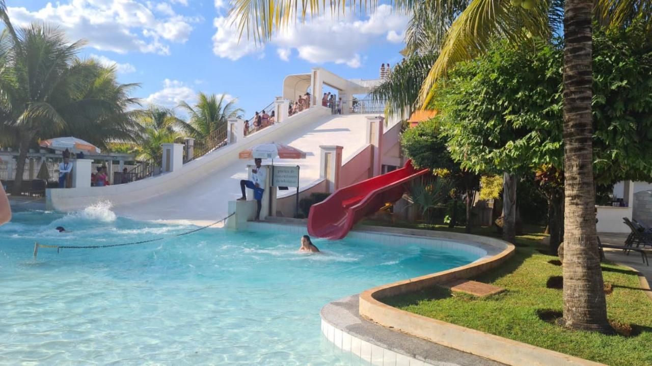 Thermas Lacqua Diroma Com Piscina De Ondas Gratis 24Horas Калдас-Новас Экстерьер фото
