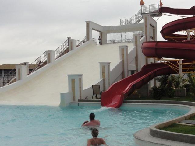 Thermas Lacqua Diroma Com Piscina De Ondas Gratis 24Horas Калдас-Новас Экстерьер фото