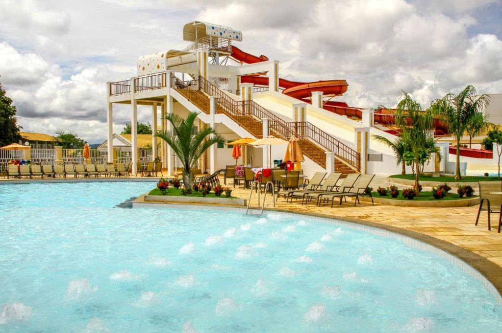 Thermas Lacqua Diroma Com Piscina De Ondas Gratis 24Horas Калдас-Новас Экстерьер фото