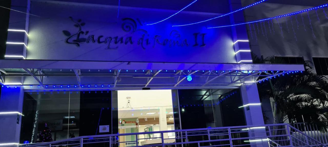 Thermas Lacqua Diroma Com Piscina De Ondas Gratis 24Horas Калдас-Новас Экстерьер фото